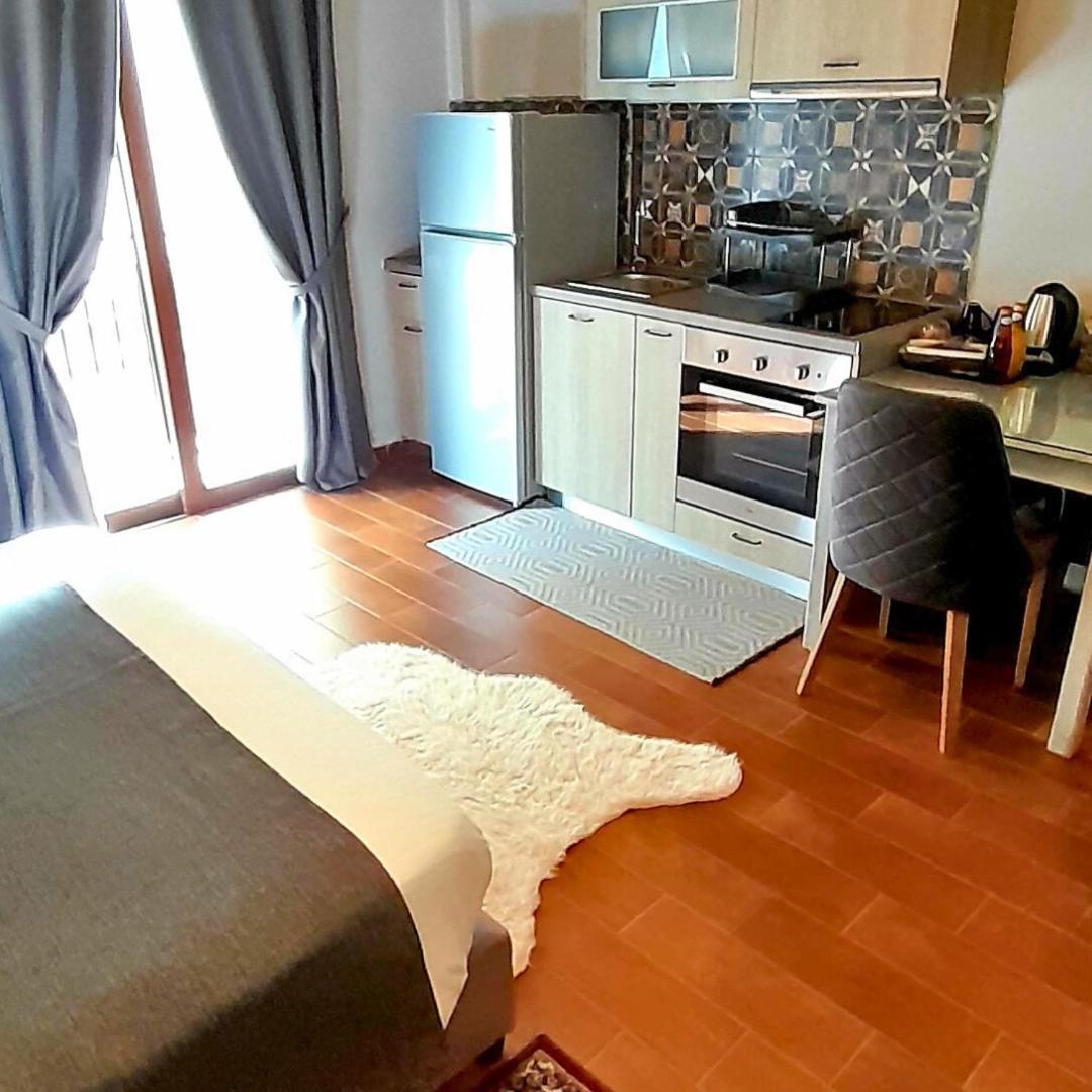 Apartmán Maron Kalavryta Exteriér fotografie